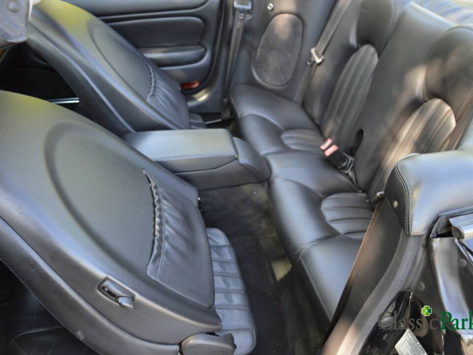 Afbeelding 37/50 van Jaguar XKR (2000)