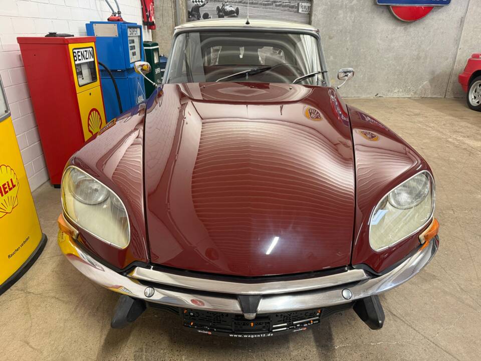 Bild 4/18 von Citroën DS 20 A (1970)