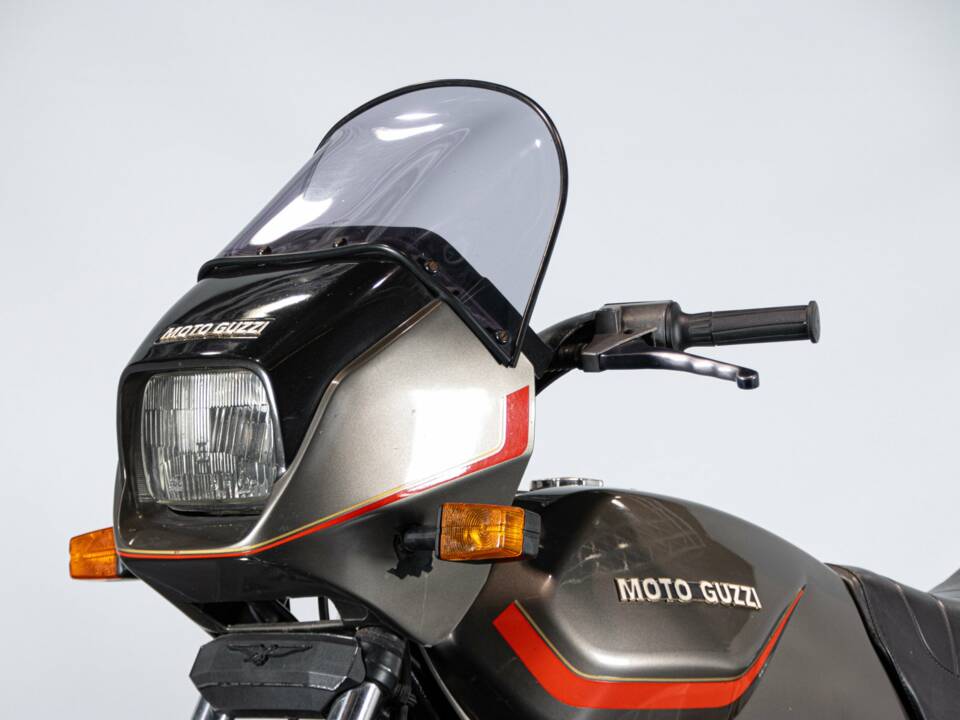 Immagine 23/50 di Moto Guzzi DUMMY (1984)