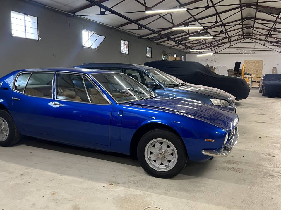 Image 2/18 of ISO Rivolta Fidia (1972)