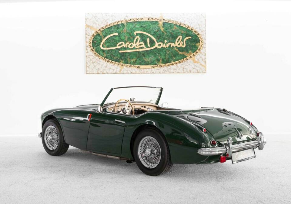 Image 3/27 of Austin-Healey 3000 Mk II (BN7) (1961)