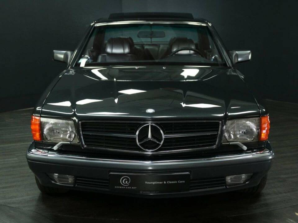 Immagine 3/50 di Mercedes-Benz 560 SEC (1990)