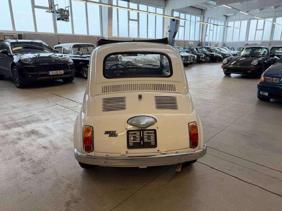 Immagine 6/38 di FIAT 500 L (1971)