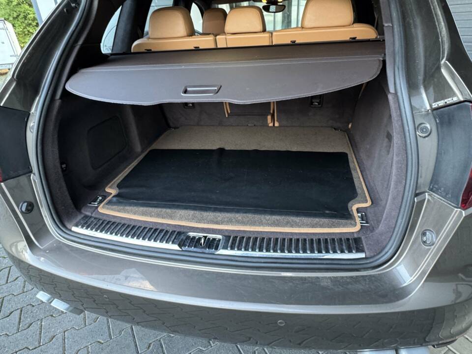Bild 18/24 von Porsche Cayenne Turbo S (2014)