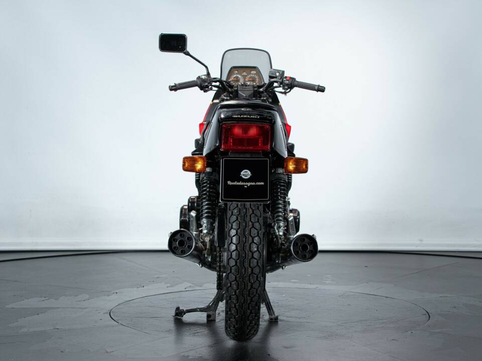 Image 7/50 de Suzuki GSX 1100 ES (1988)