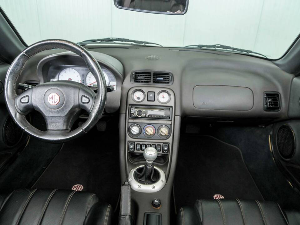 Immagine 7/50 di MG TF 135 (2004)