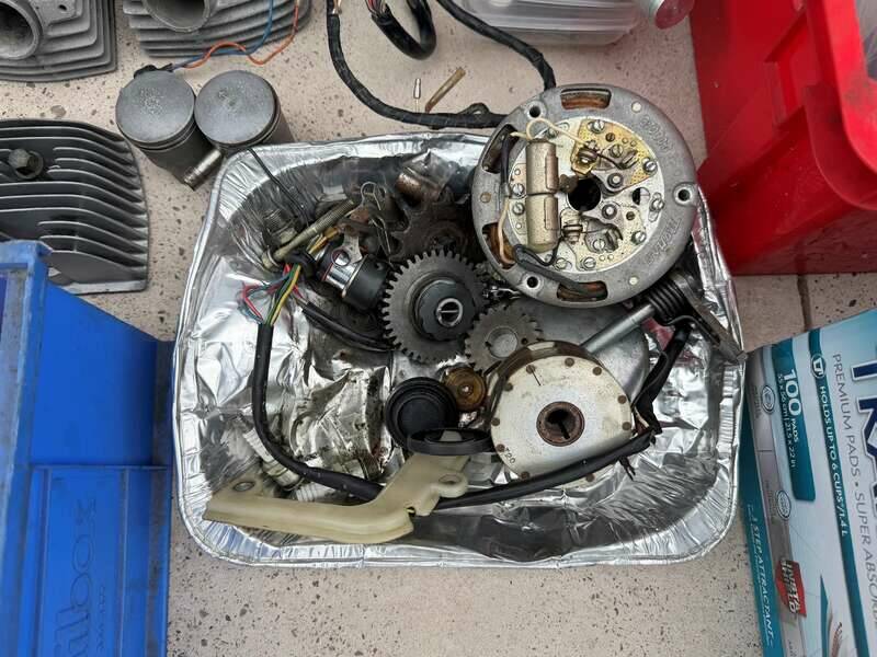 Bild 10/18 von Suzuki T20 (1967)