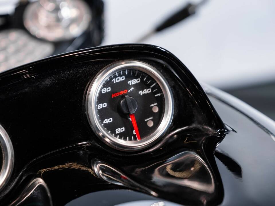 Imagen 31/50 de Moto Guzzi Daytona RS (1998)