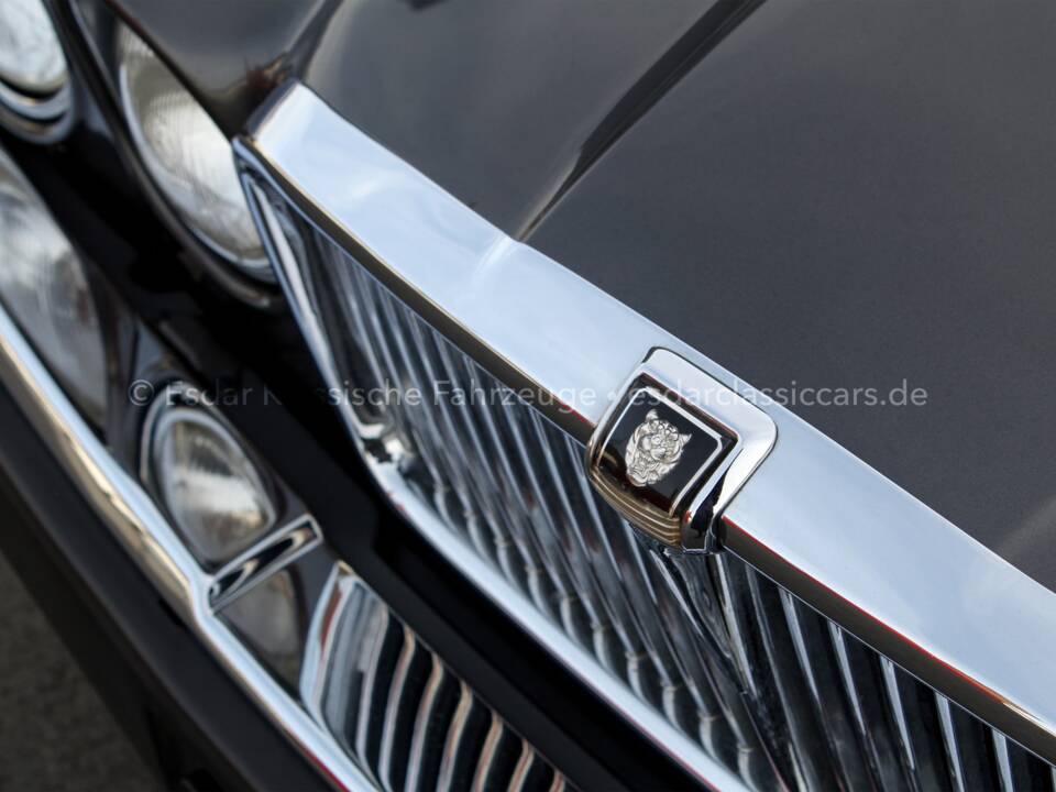 Immagine 37/46 di Jaguar XJ 12 (1986)