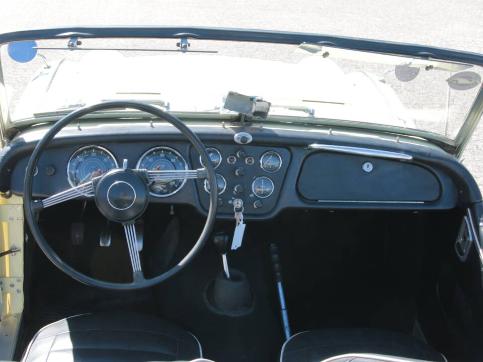 Image 68/83 de Triumph TR 3A (1959)