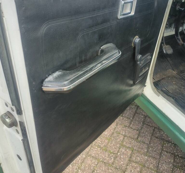 Image 8/8 of Toyota Land Cruiser FJ 55 (1980)