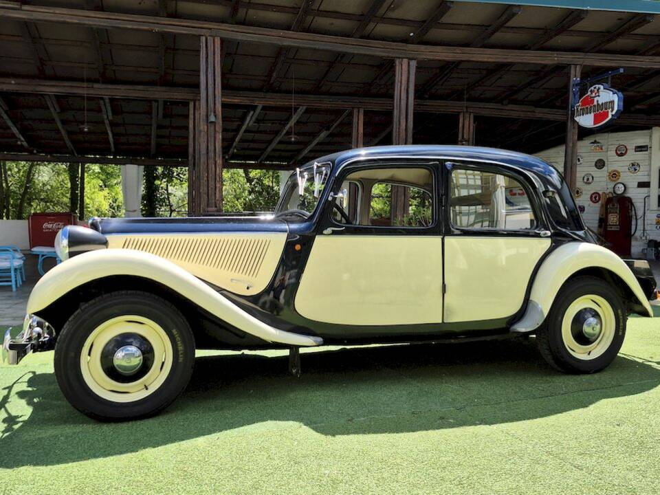 Imagen 4/65 de Citroën Traction Avant 11 BL (1955)