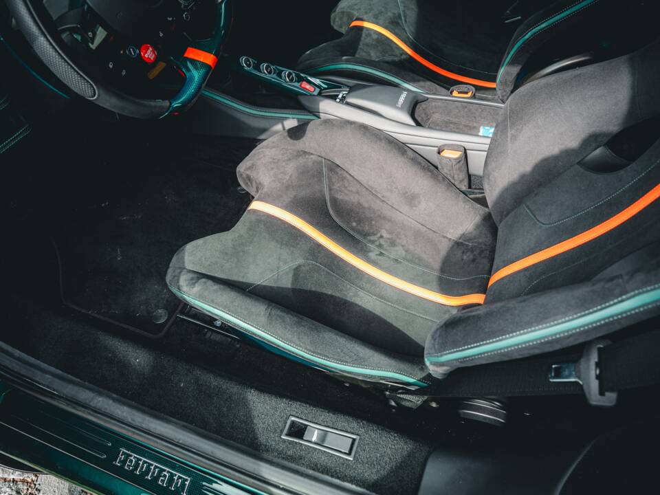 Bild 30/55 von Ferrari F8 Tributo (2022)