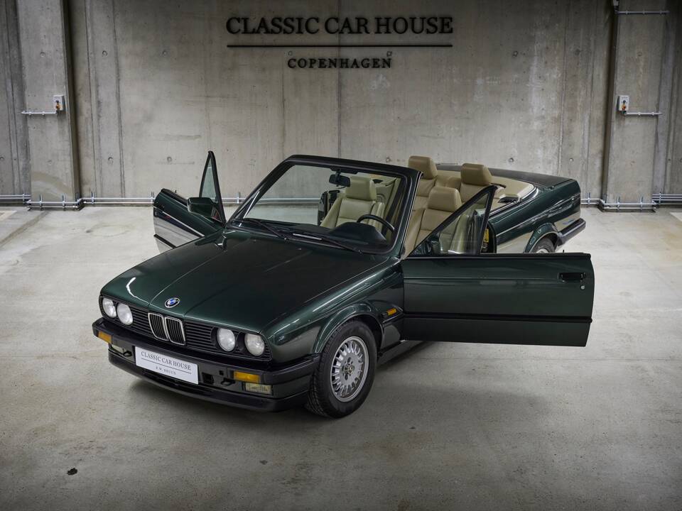 Image 13/90 of BMW 325i (1987)