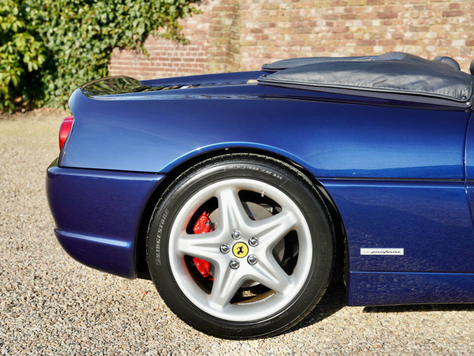 Immagine 50/50 di Ferrari F 355 Spider (2000)