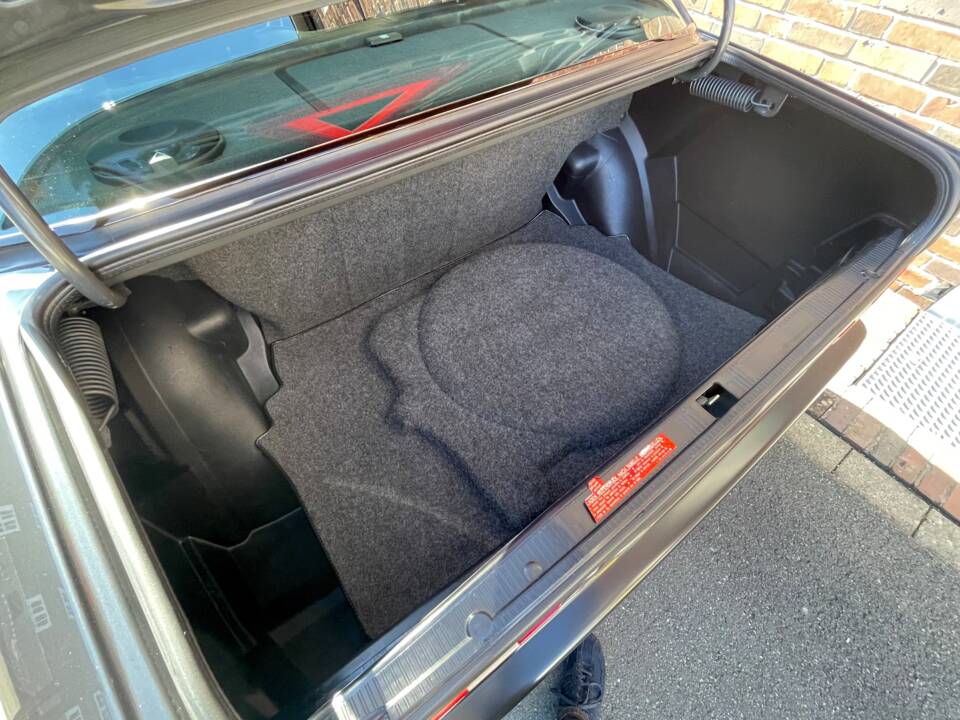 Bild 17/20 von Mercedes-Benz 190 E 2.5-16 Evolution I (1989)