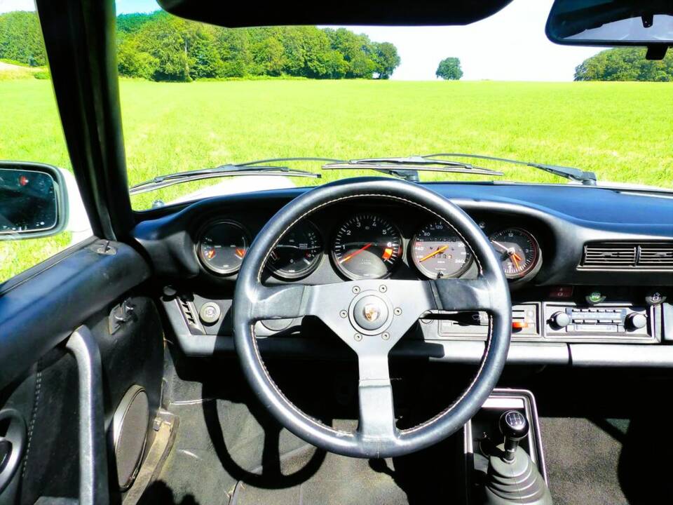 Porsche 911 SC 3.0 Targa weiß 1979