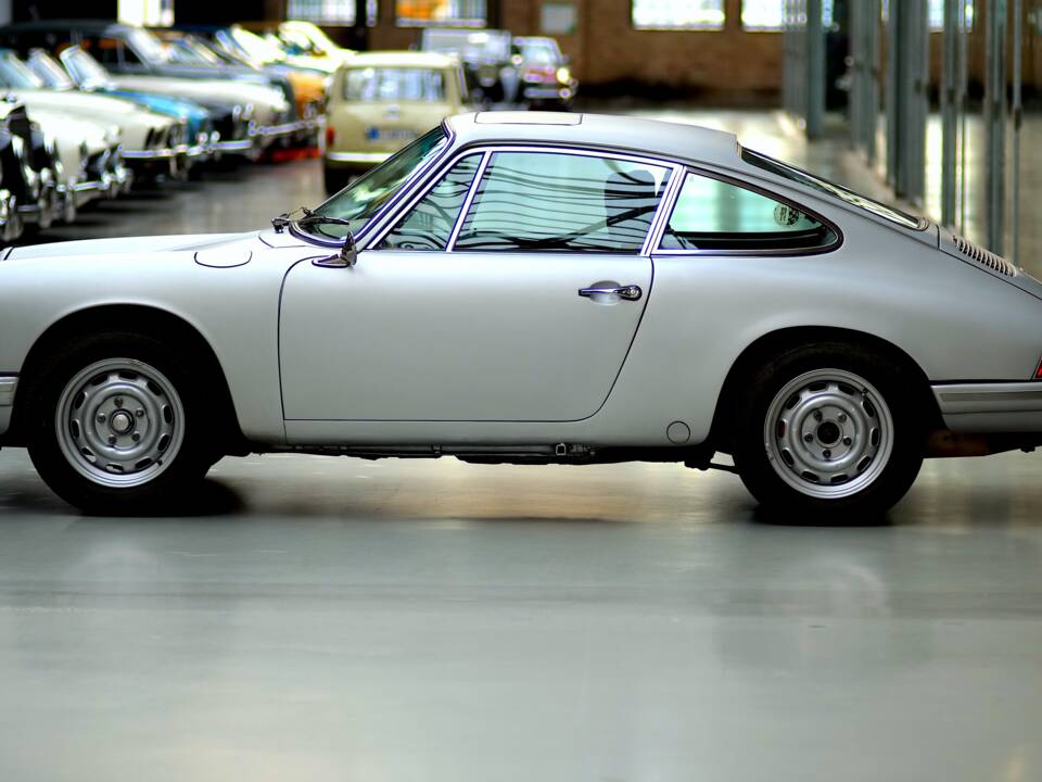 Bild 12/99 von Porsche 911 Carrera 3.2 (1983)