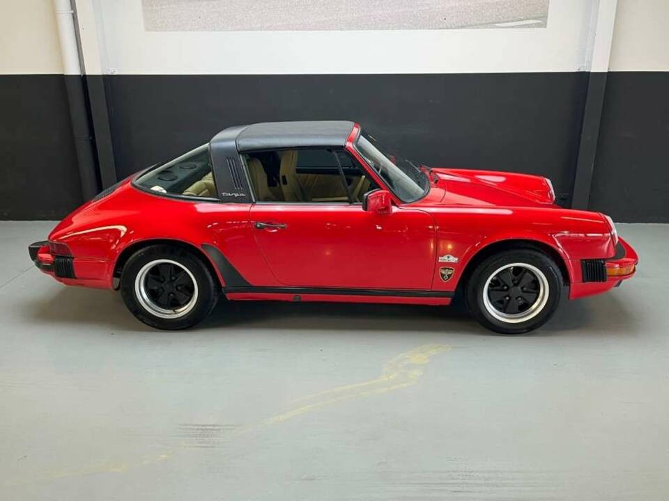 Image 5/50 of Porsche 911 Carrera 3.2 (1987)