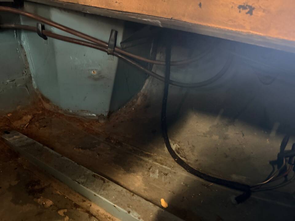 Image 12/53 de Jaguar Type E 4.2 (1967)