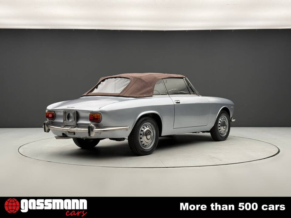 Image 11/15 of Alfa Romeo Giulia 1600 GTC (1965)