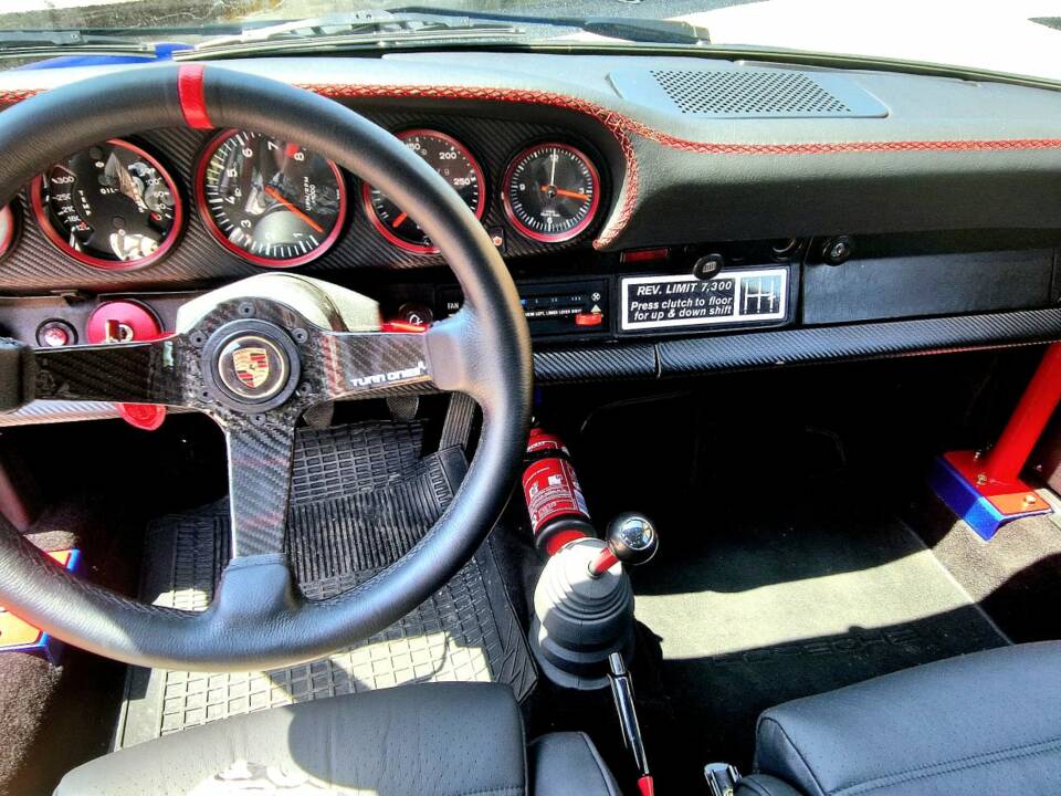 Image 11/16 de Porsche 911 RSR 3.0 (1974)