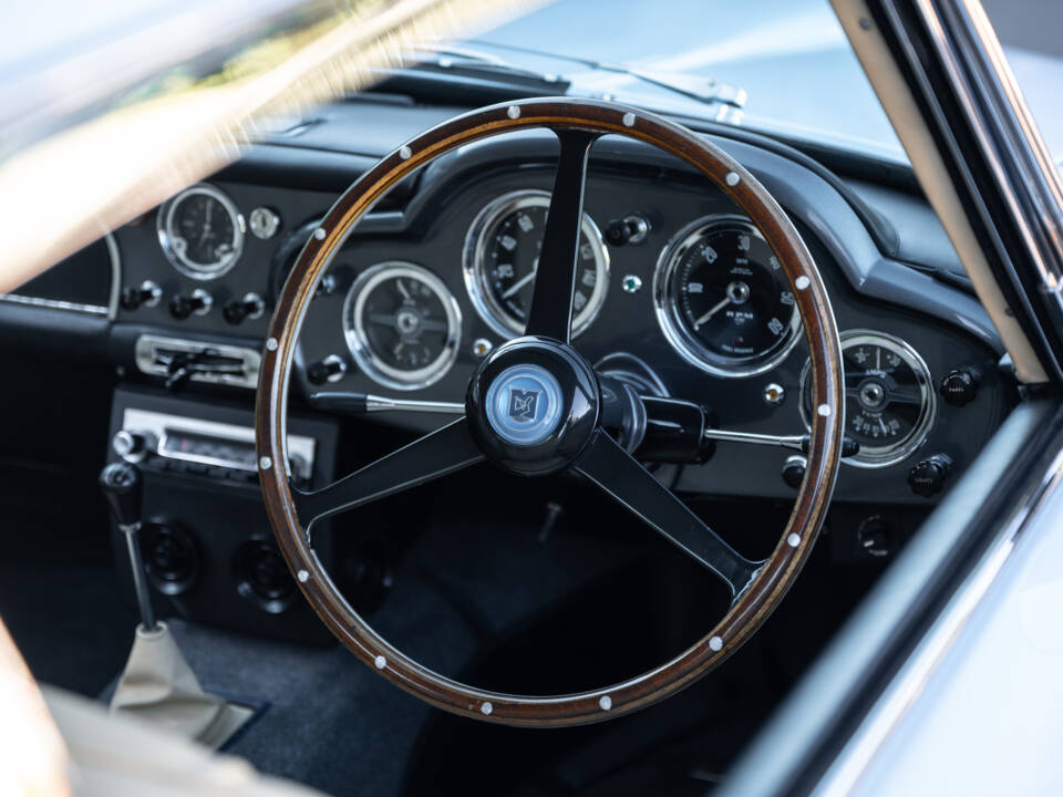 Bild 53/56 von Aston Martin DB 4 (1958)