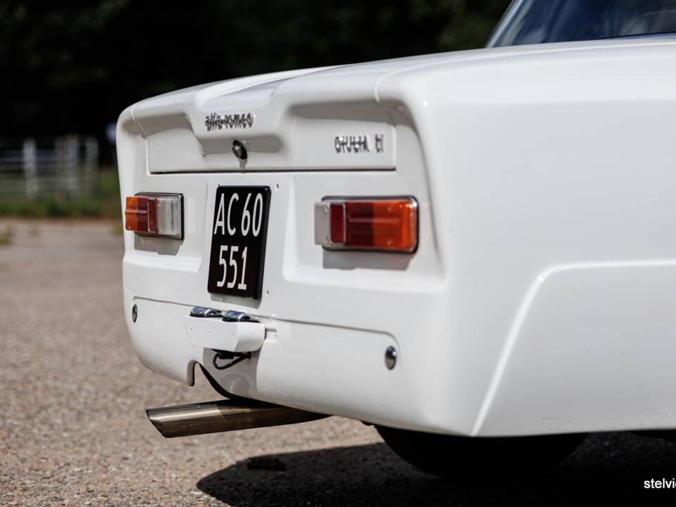 Image 22/40 de Alfa Romeo Giulia 1600 TI (1967)