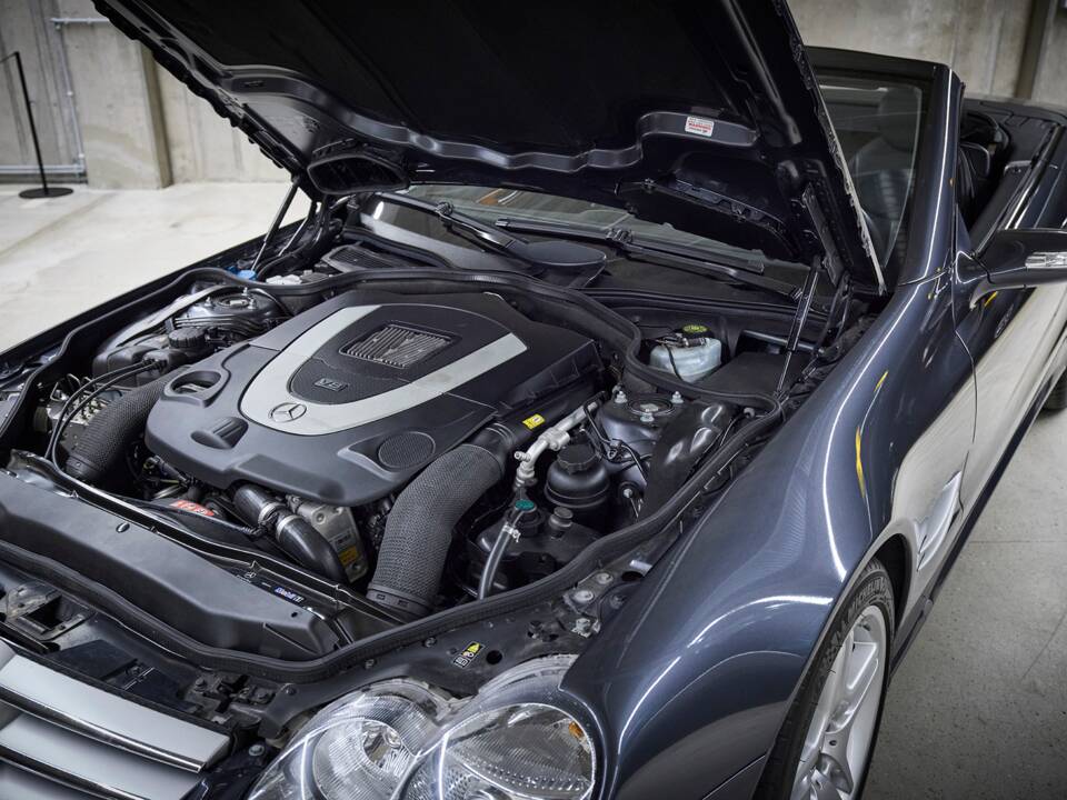 Image 86/99 de Mercedes-Benz SL 550 (2007)