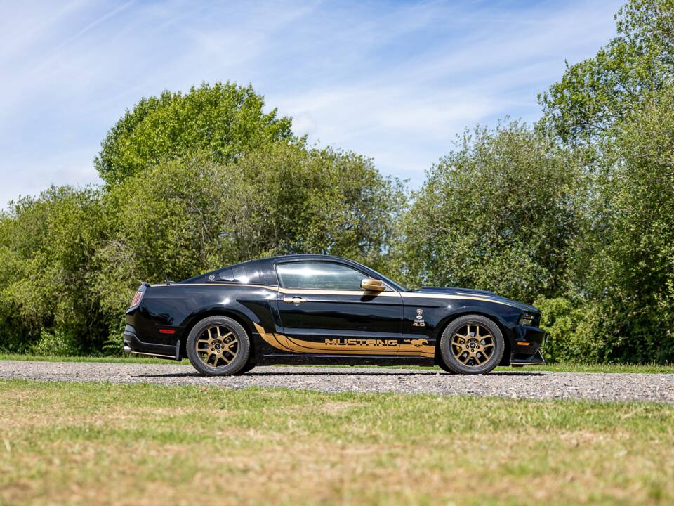 Image 38/50 of Ford Mustang V6 (2009)