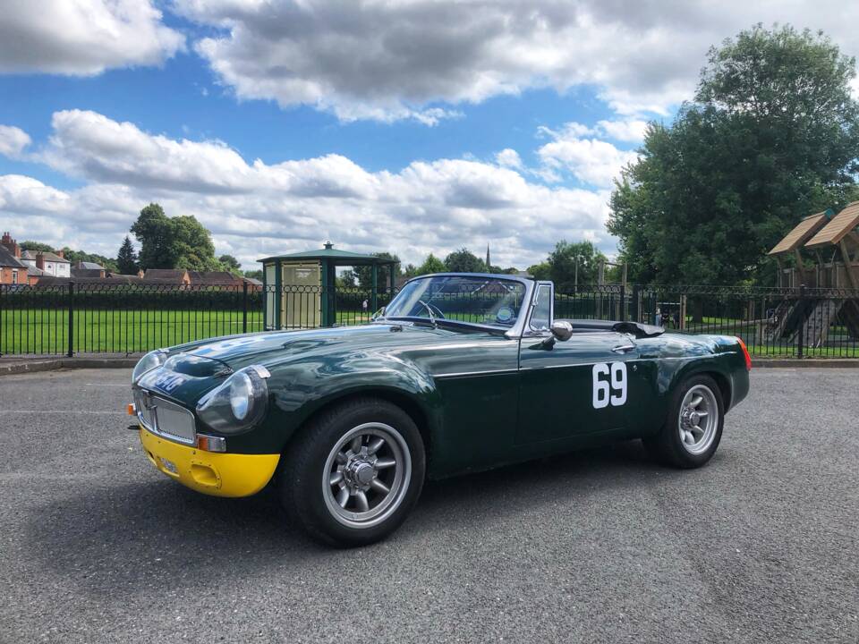 Bild 3/29 von MG MGC (1969)