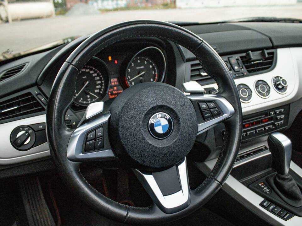 Image 8/14 of BMW Z4 sDrive23i (2011)