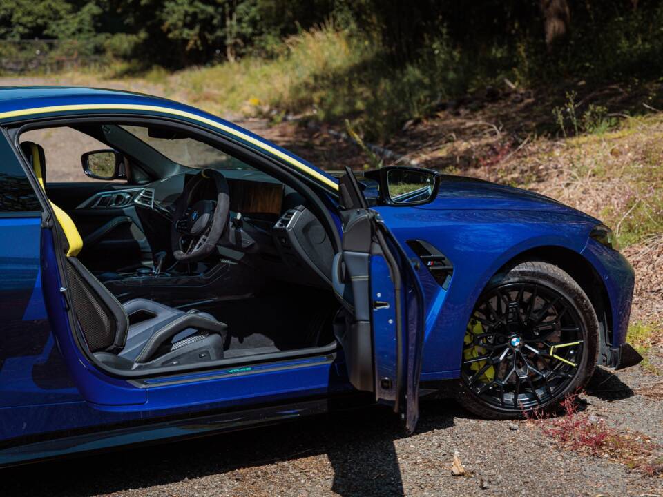 Image 37/46 of BMW M4 Competition xDrive (2025)