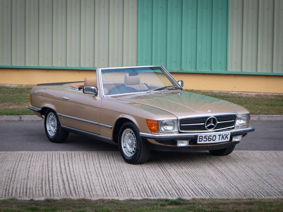 Bild 1/39 von Mercedes-Benz 280 SL (1984)