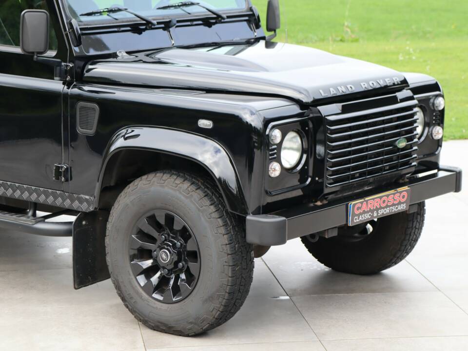 Bild 19/50 von Land Rover Defender 130 Double Cab (2007)