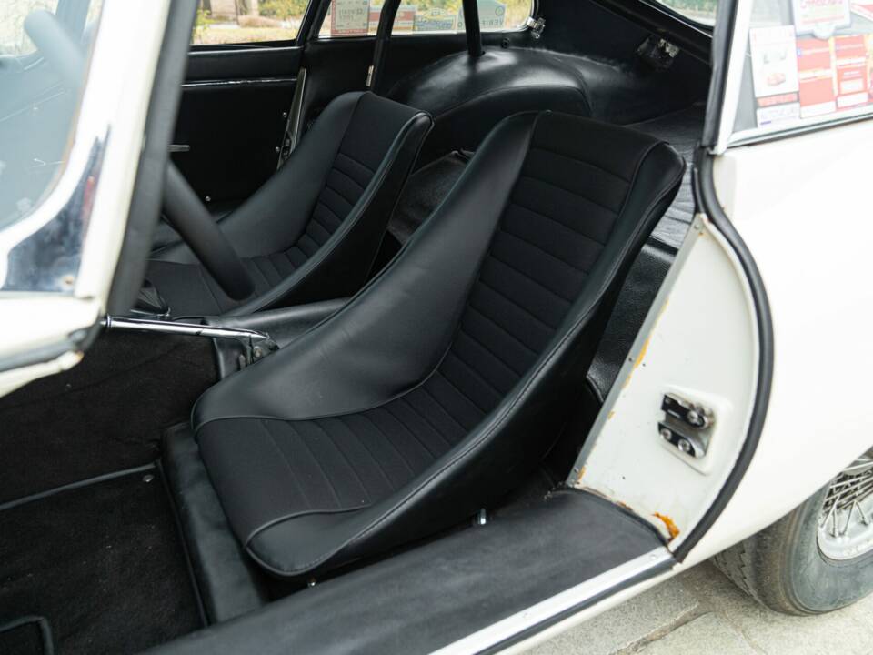 Imagen 36/50 de Jaguar E-Type 3.8 (1964)