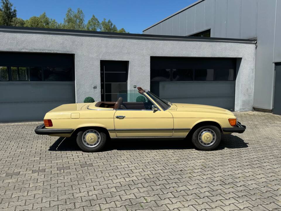Afbeelding 8/15 van Mercedes-Benz 450 SL (1976)