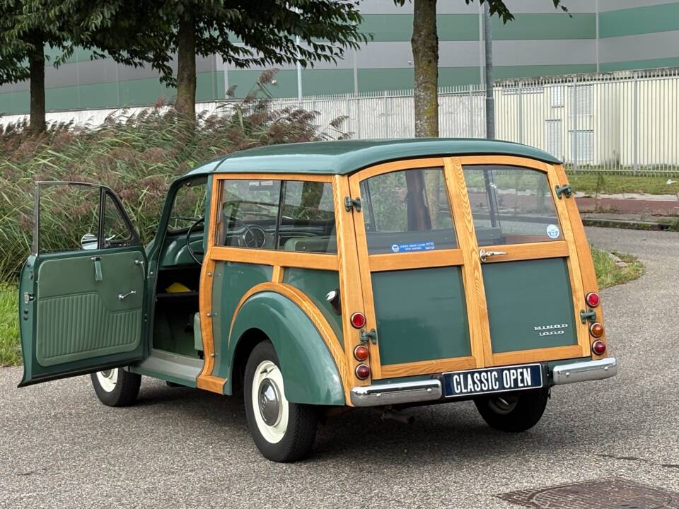 Image 4/26 of Morris Minor 1000 Traveller (1971)