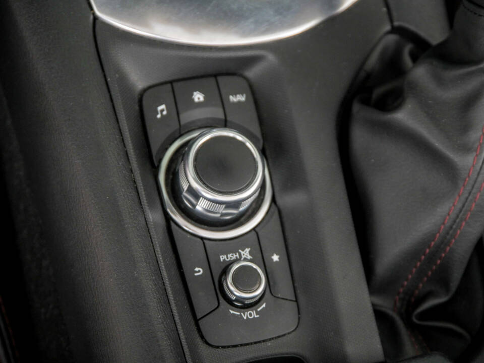 Image 33/50 of Mazda MX-5 2.0 (2018)