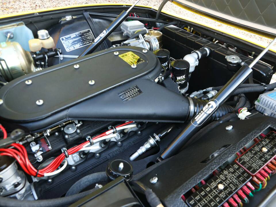 Image 4/50 of Ferrari 365 GTB/4 Daytona (1973)