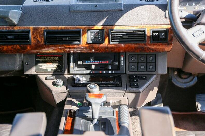 Immagine 20/50 di Land Rover Range Rover Vogue LSE (1994)