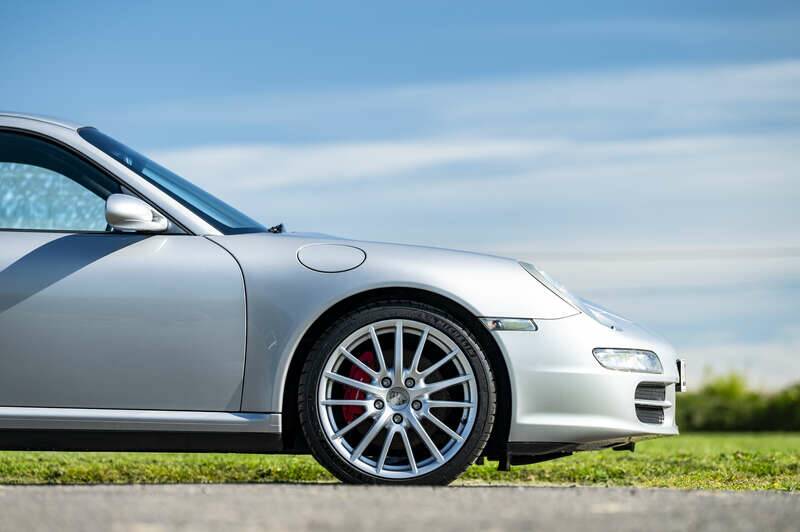 Afbeelding 11/50 van Porsche 911 Carrera 4S (2006)