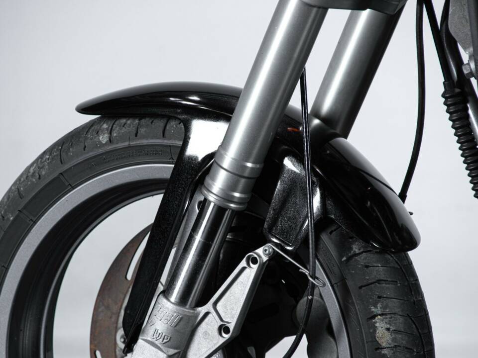 Image 13/50 of Buell S1 White Lightning (1996)