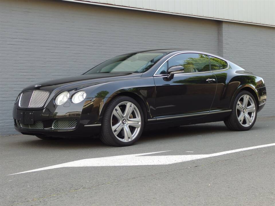 Immagine 2/100 di Bentley Continental GT (2006)