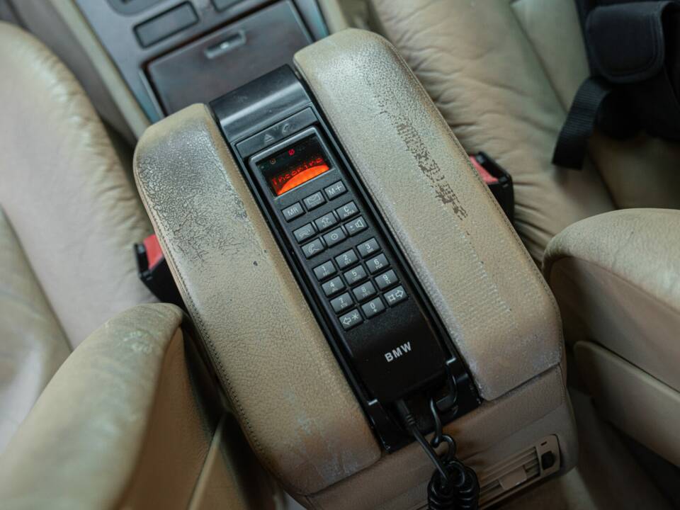 Image 44/50 of BMW 725tds (1997)