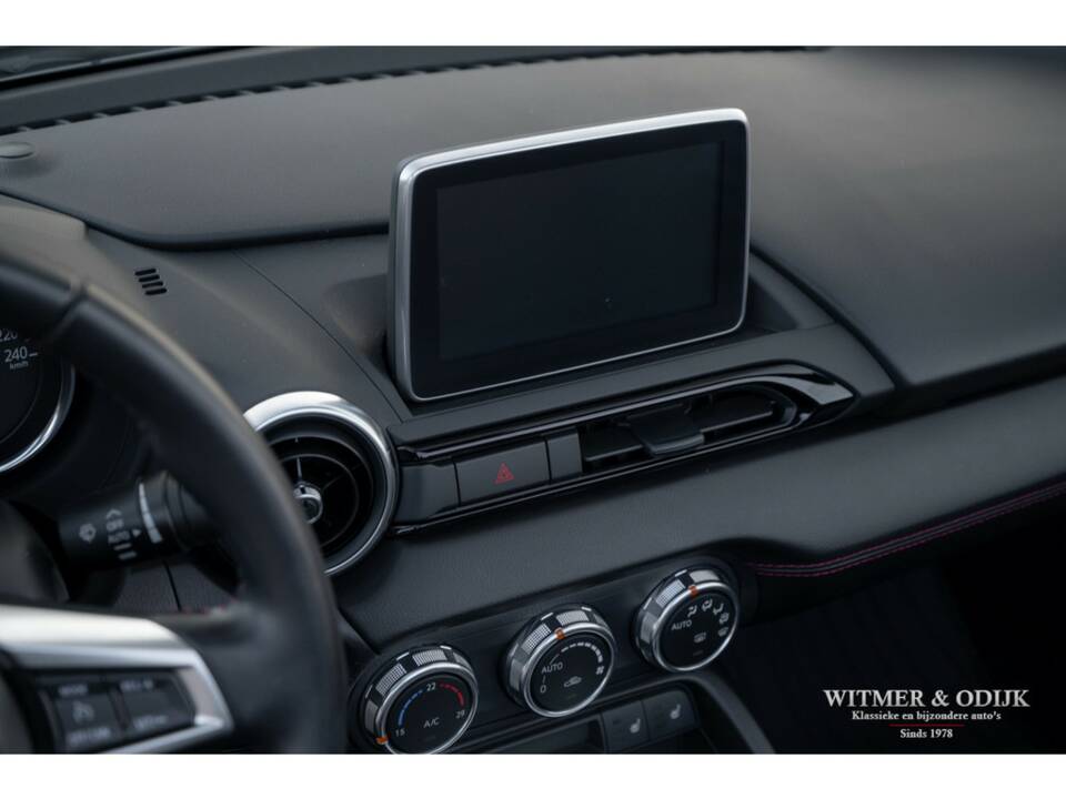Image 19/32 of Mazda MX-5 2.0 (2015)