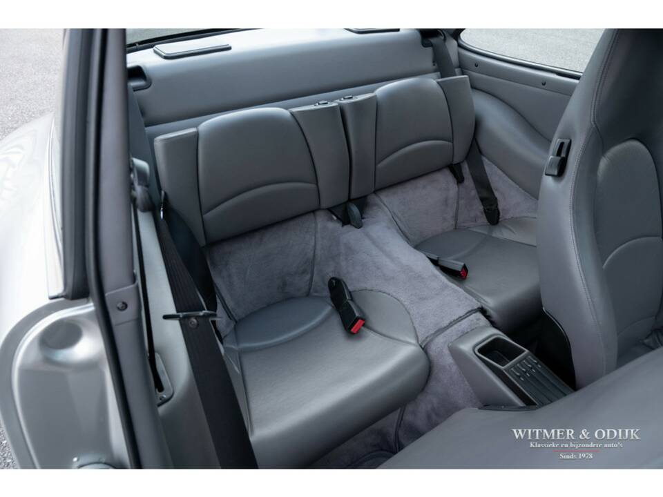 Image 22/26 of Porsche 911 Carrera (1997)