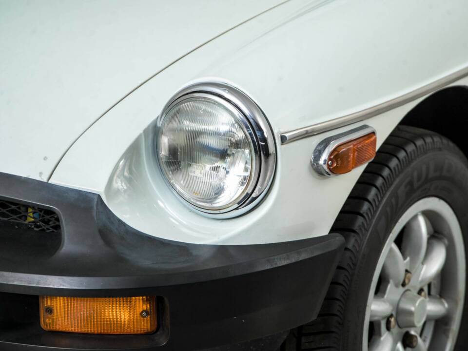 Bild 22/50 von MG MGB (1977)