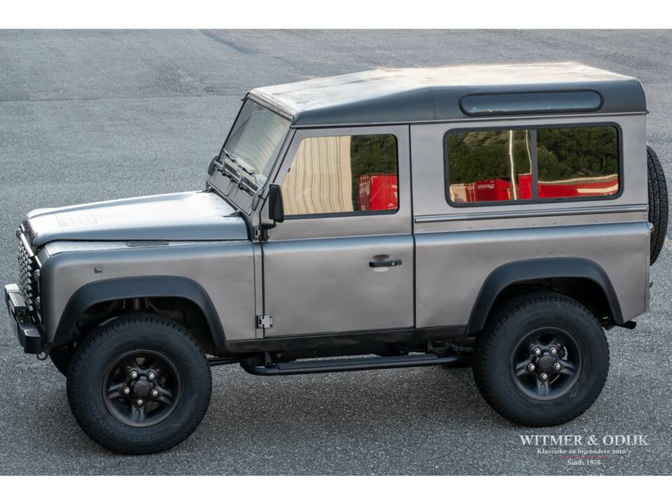 Image 1/27 of Land Rover Defender 90 (1996)