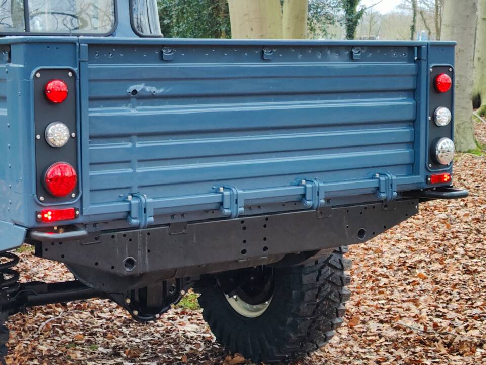 Image 21/35 of Land Rover Defender 130 Double Cab (1993)